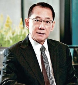 杨受成ALBERT YEUNG SAU SHING 不屈不挠 屡败屡战 就算跌倒也要自己爬起来