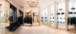 打造奢侈品品牌 须配合天时地利人和