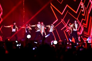 EXO performing History (4)