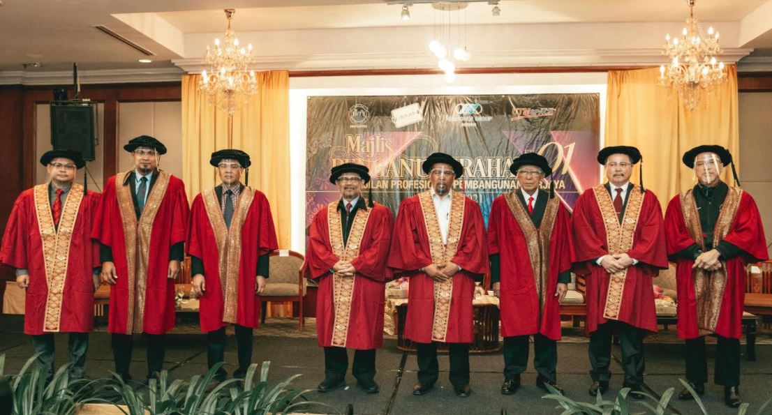 1126340919_15968324437721n