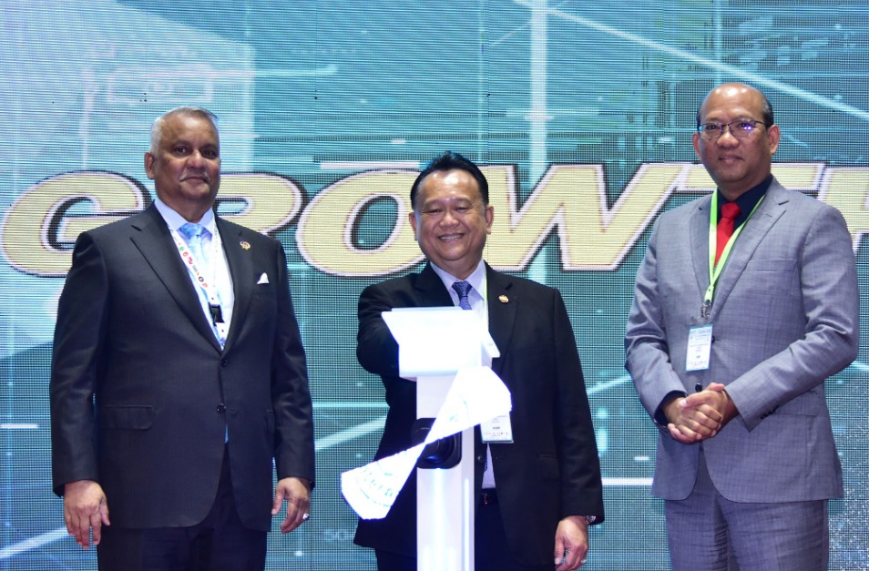 a5f8059c-6a67-4321-a7ca-ab9e19ff4311